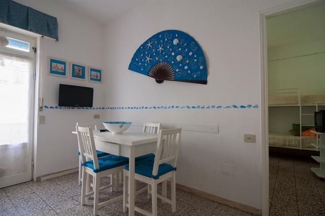 2-room flat in Via Trento 18, Follonica - Photo 1