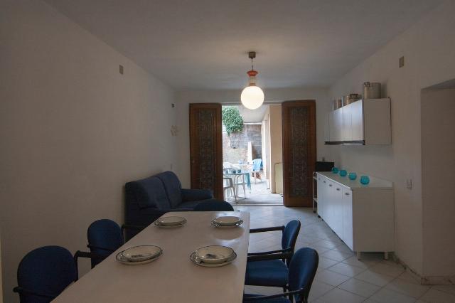 3-room flat in Via Isola Palmaria, Follonica - Photo 1