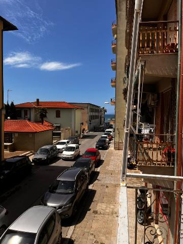 4-room flat in Via Gorizia 12, Follonica - Photo 1