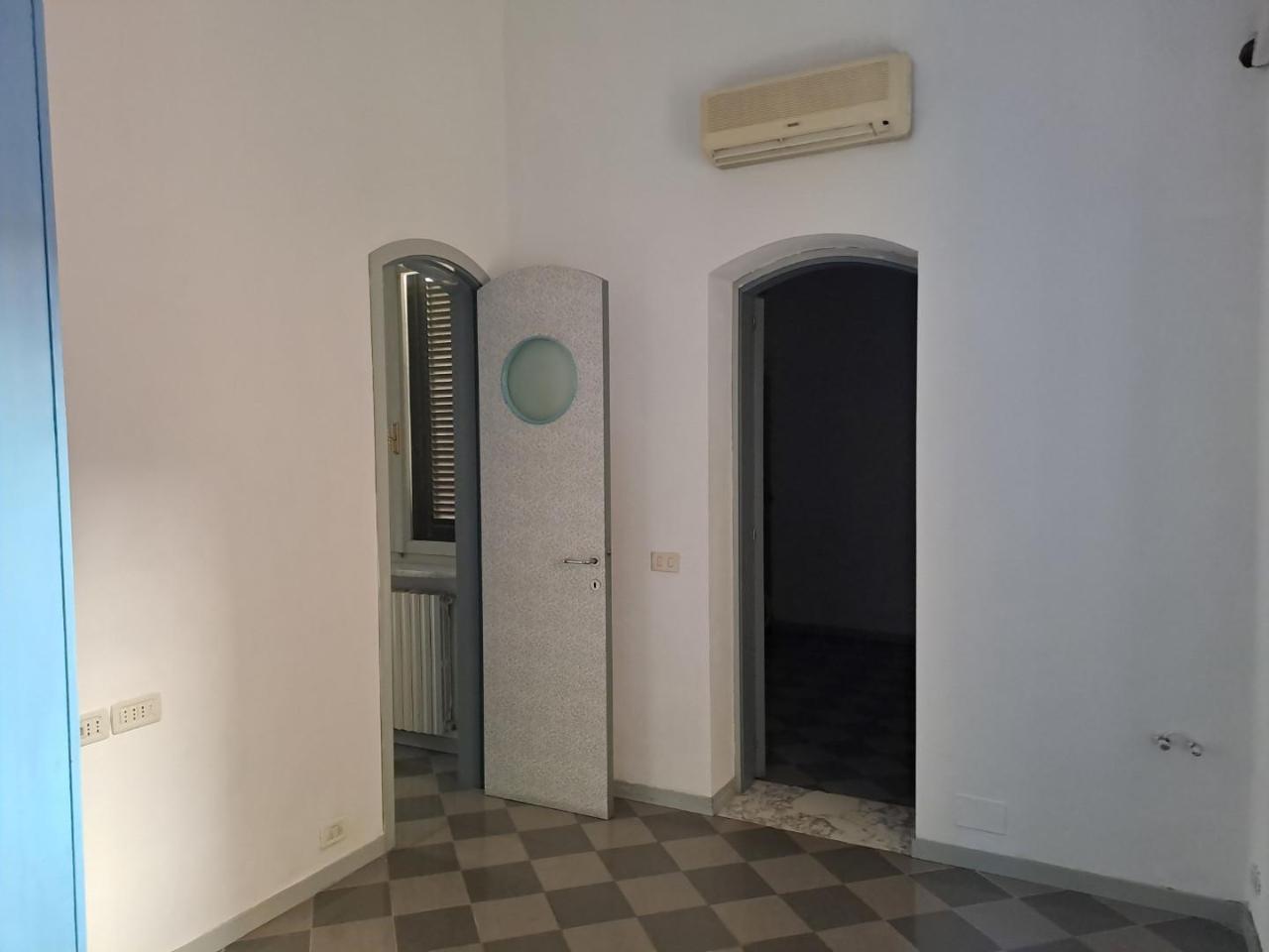 Ufficio in , Pisa, {3} - Foto 2