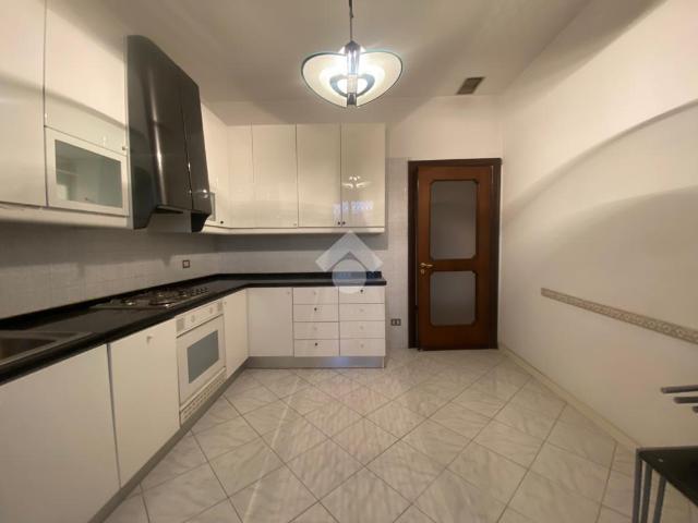 4-room flat in {3}, Viale Italia 4 - Photo 1