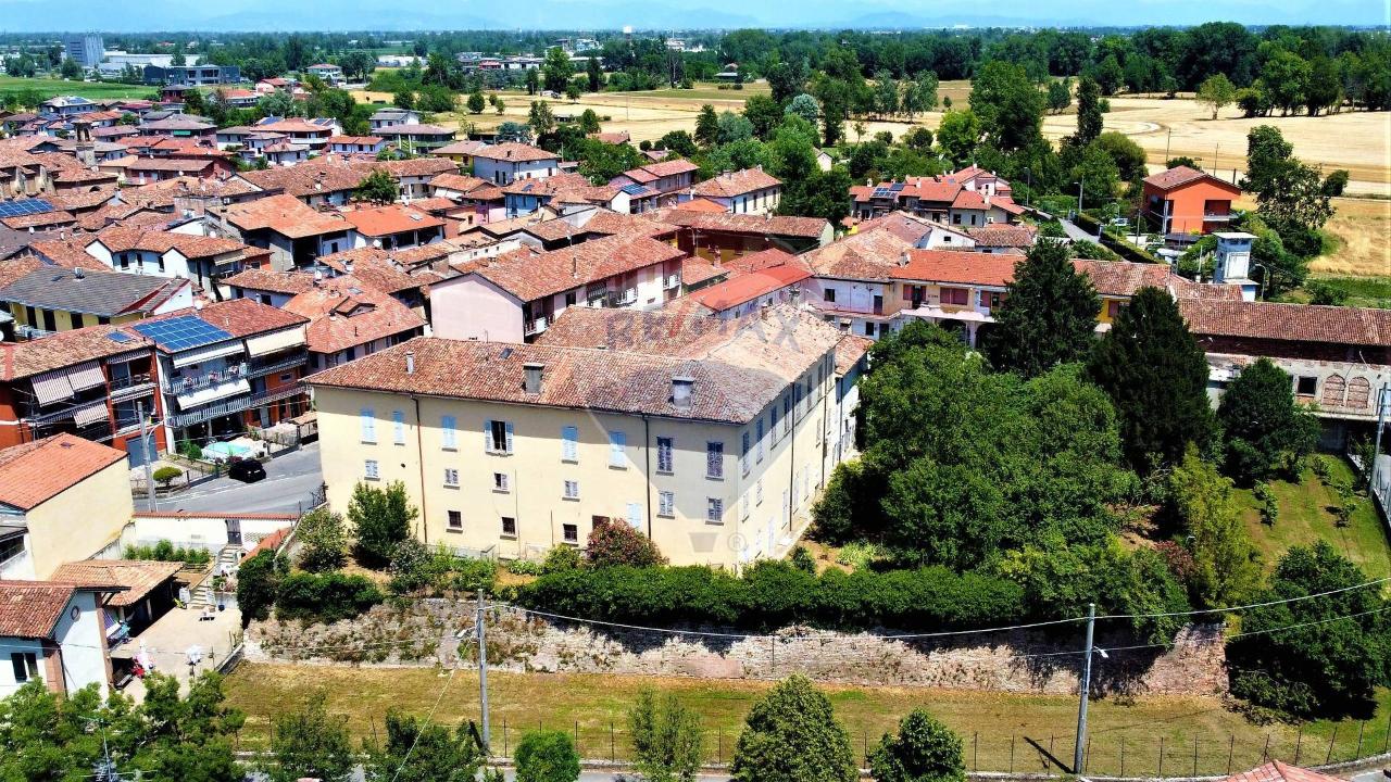 Castello in vendita a Mozzanica