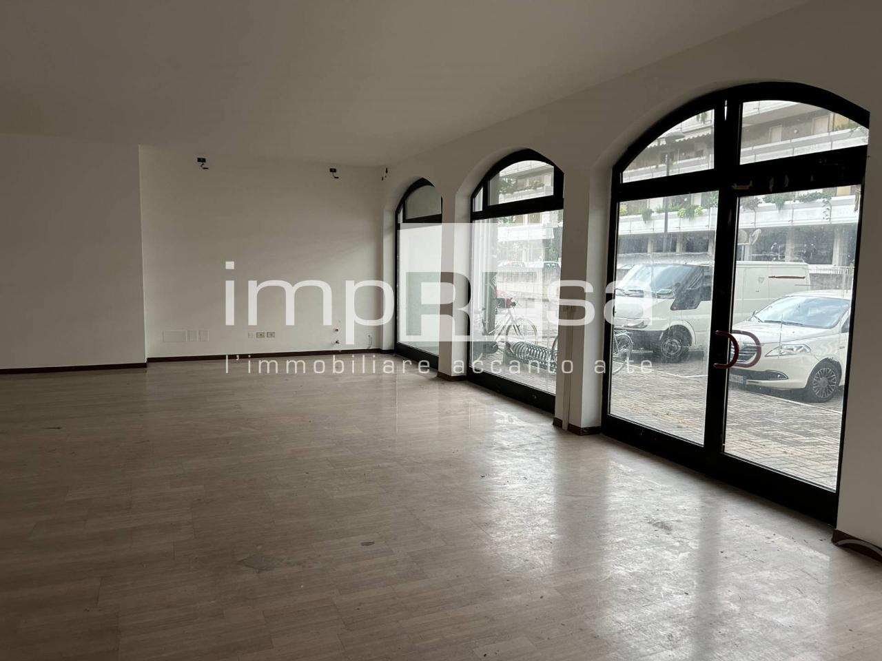 Ufficio in Via Paolo Veronese, Treviso, {3} - Foto 2