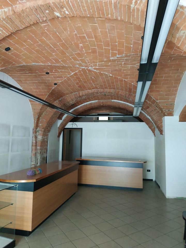 Locale commerciale in , Empoli, {3} - Foto 1