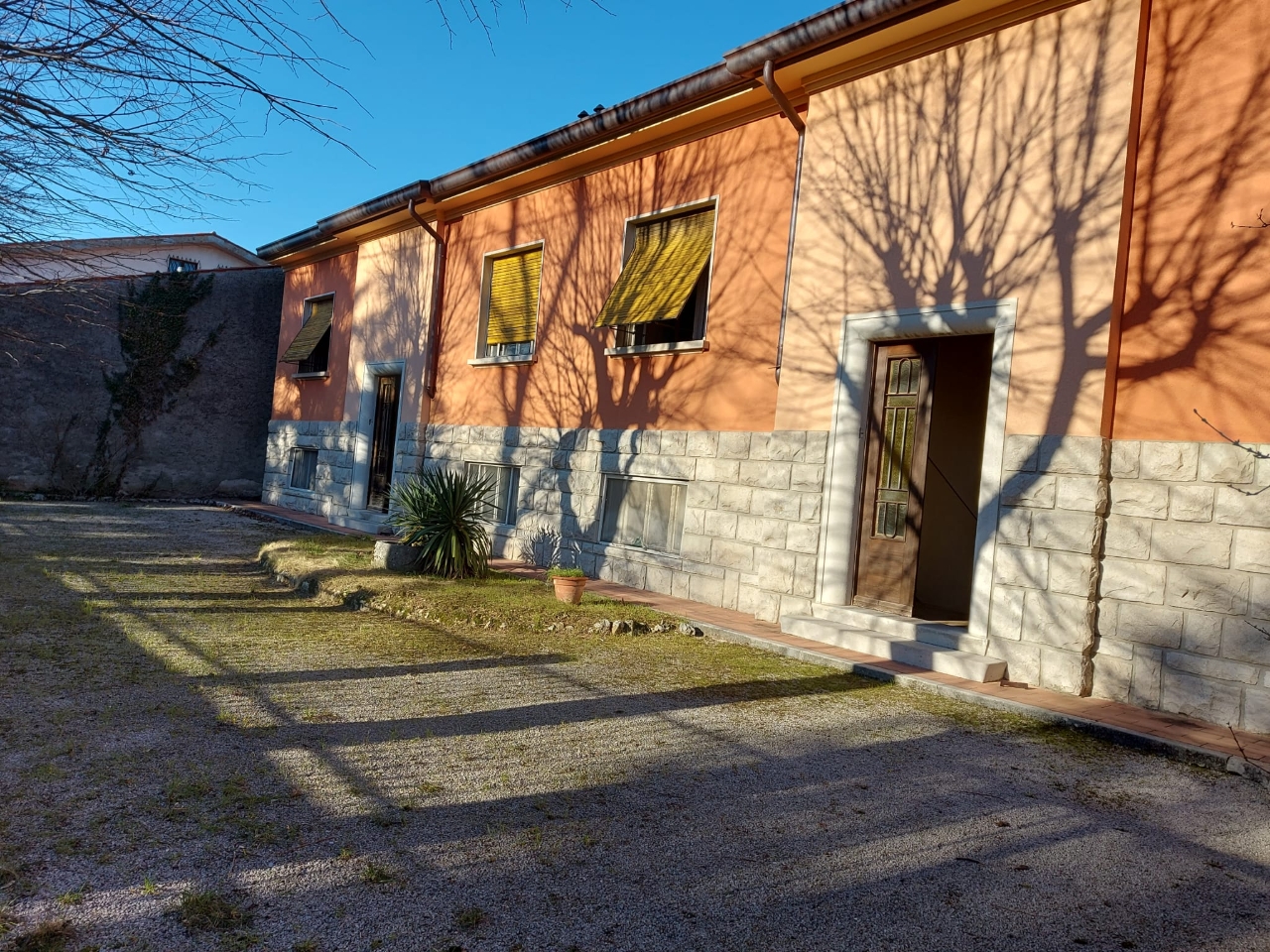 Porzione di casa in vendita a Duino Aurisina