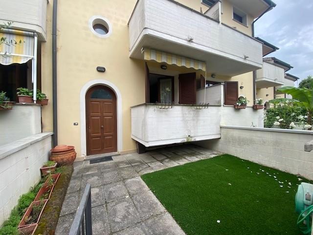 Terraced house in S. Tommaso, Santa Croce sull'Arno - Photo 1