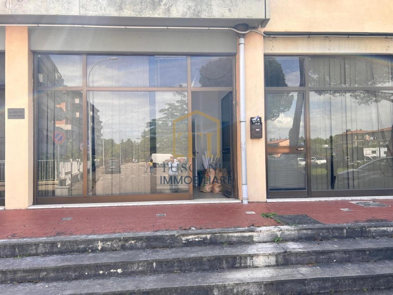 Ufficio in , Poggibonsi, {3} - Foto 1