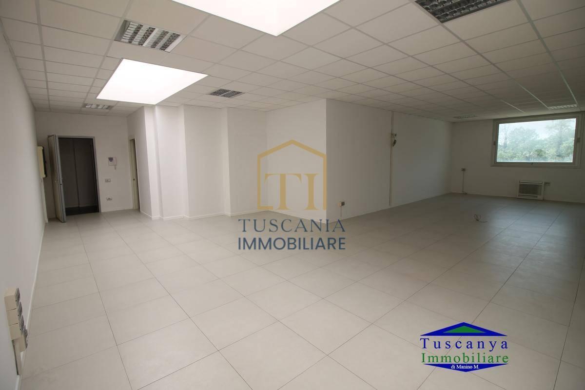 Ufficio in , Poggibonsi, {3} - Foto 1