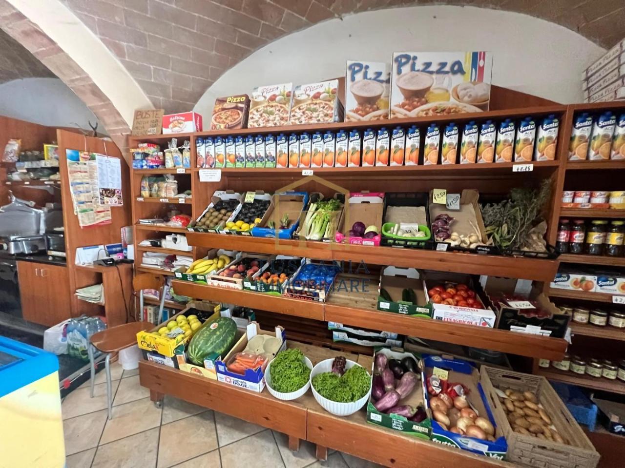 Alimentari - Gastronomia in Ratelli Bandiera 53034, Colle Di Val D'Elsa, {3} - Foto 2