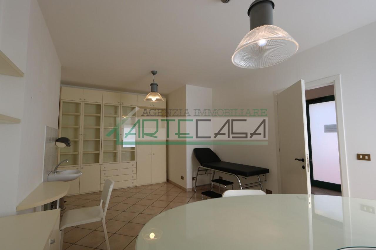 Ufficio in , Buti, {3} - Foto 1