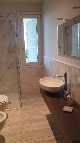 4-room flat, Empoli - Photo 1