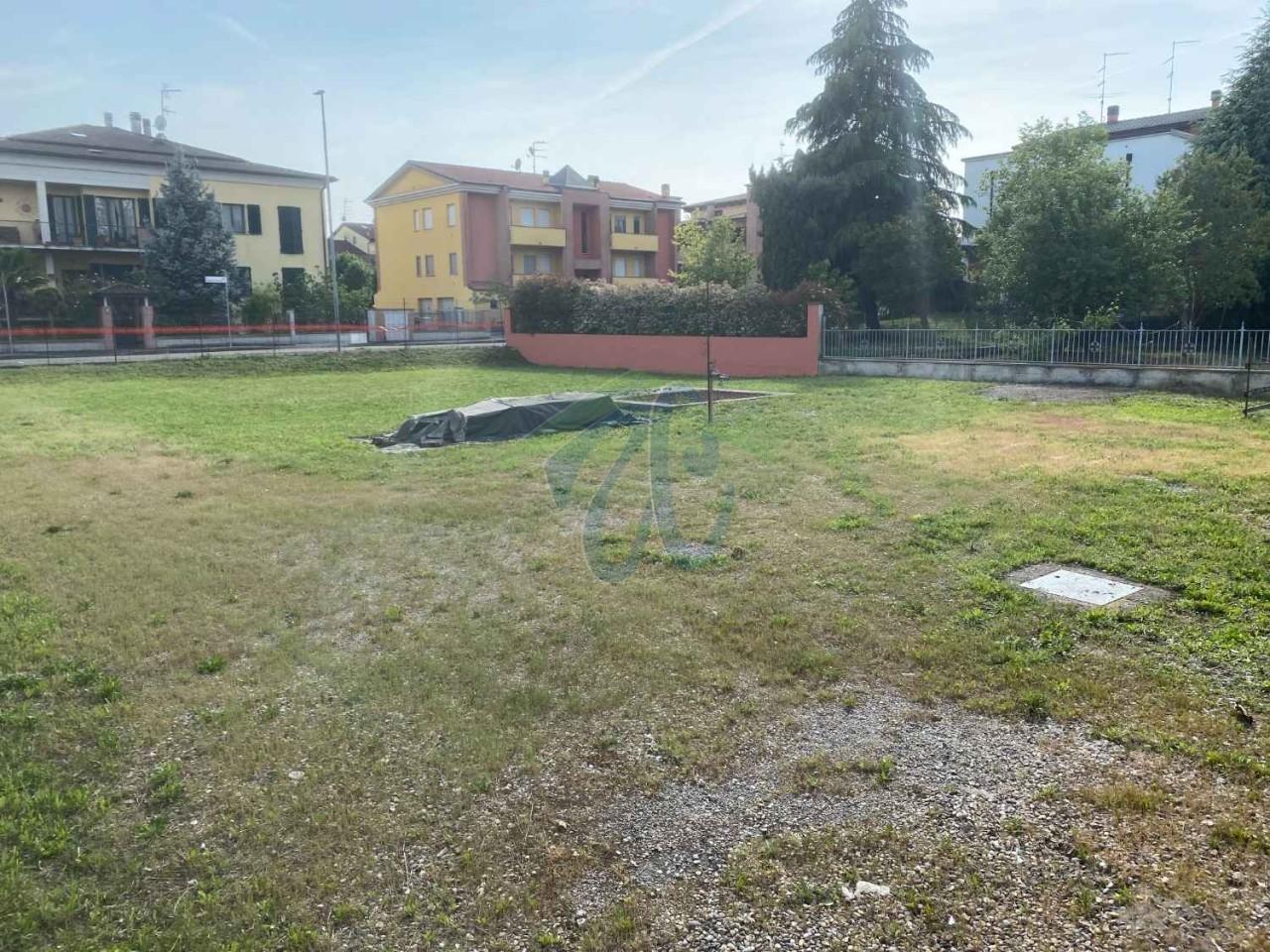 Terreno edificabile in vendita a Fiorenzuola D'Arda