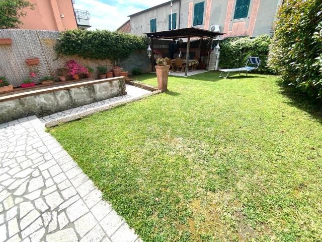 Porzione di casa in {3}, - Foto 1