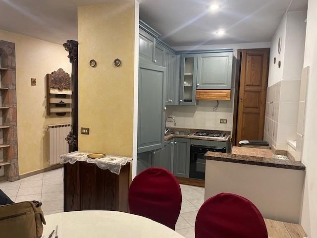 casa indipendente in vendita a Carrara in zona Bonascola
