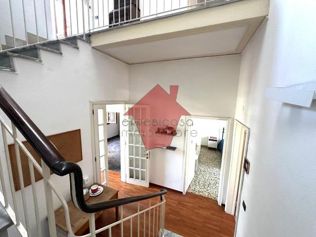 Attached house in Raffaello Sanzio, Empoli - Photo 1