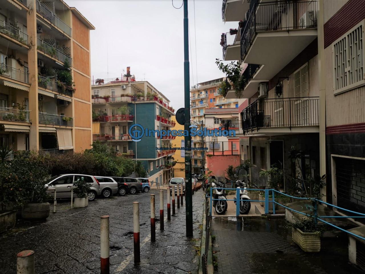 Negozio in Via San Filippo, Napoli - Foto 1