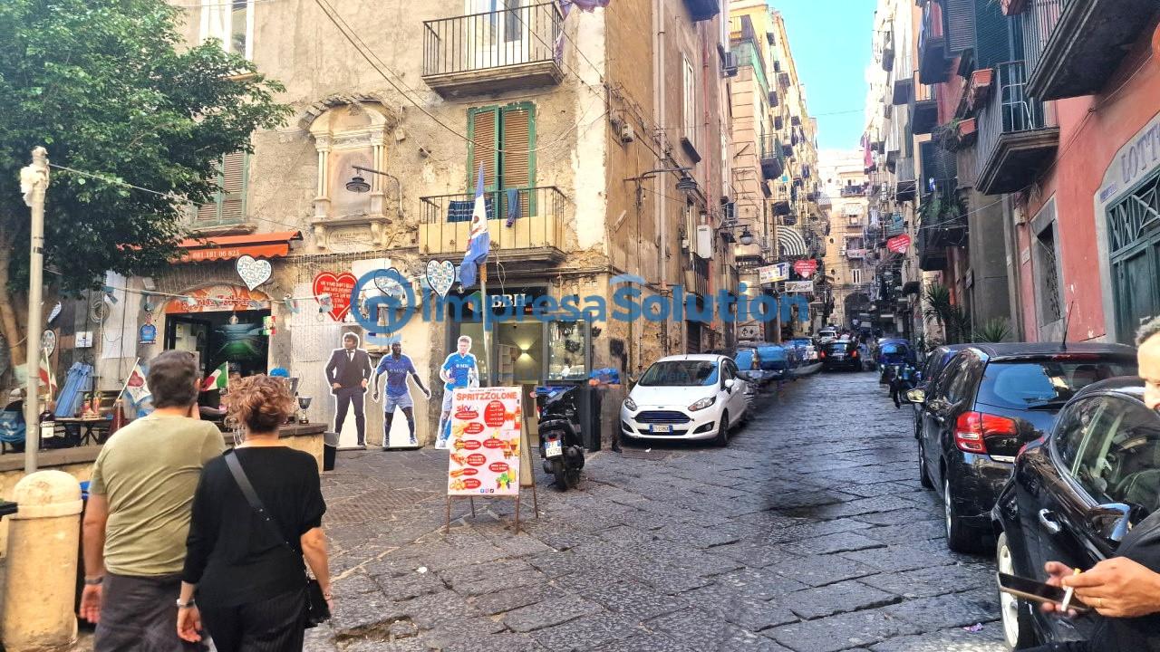 Tabaccheria in Via San Mattia, Napoli, {3} - Foto 1
