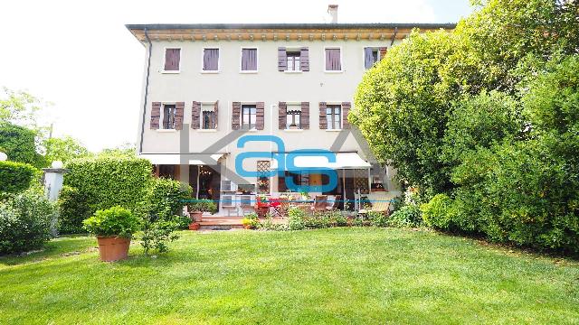 Apartament in Via Lazzari, Treviso - Photo 1