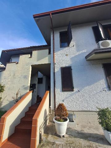 2-room flat, Seravezza - Photo 1