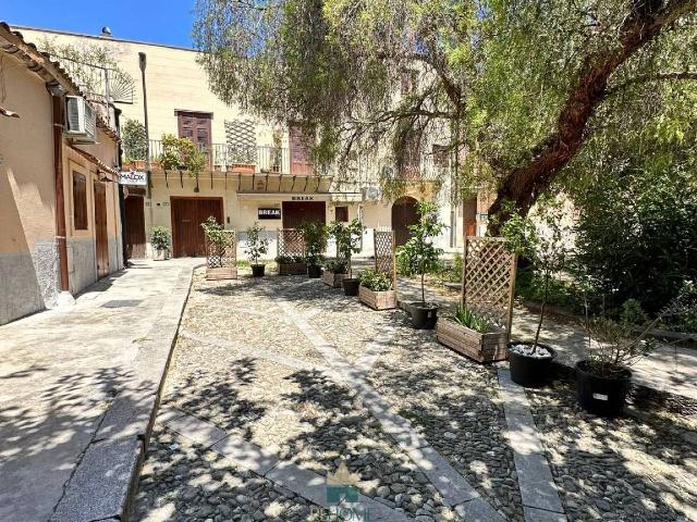 Shop in Piazzetta della Canna 6, Palermo - Photo 1