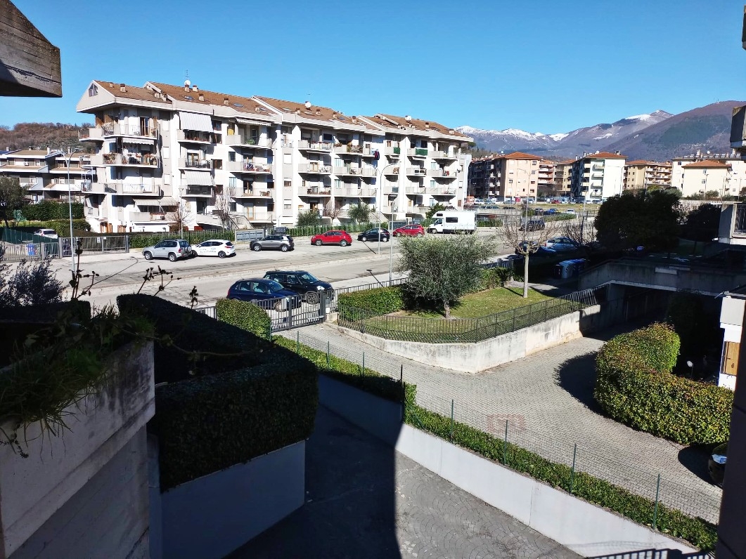 Villa bifamiliare in vendita a Rieti
