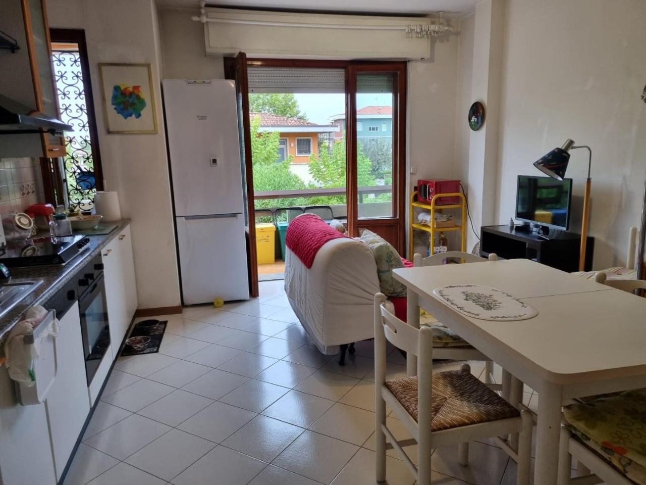 appartamento in vendita a Massa in zona Marina di Massa