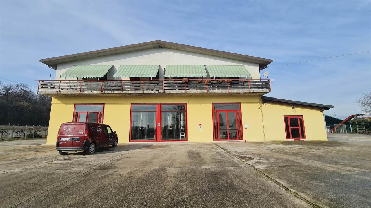 Azienda agricola in Via Campagnola, Sona, {3} - Foto 1