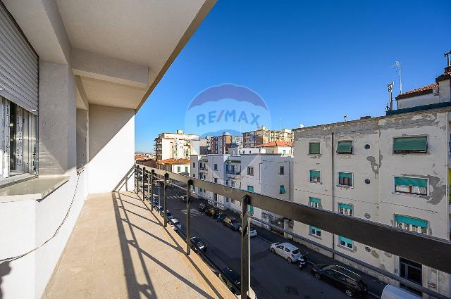 4-room flat in Via Alessandro Pannocchia 32, Livorno - Photo 1