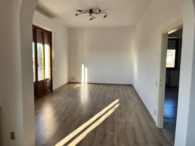 4-room flat, Vinci - Photo 1