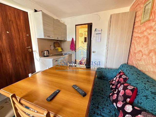 2-room flat in {3}, - Photo 1