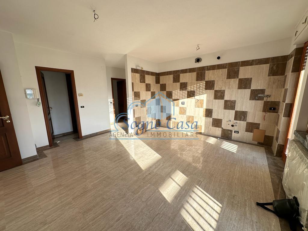 Appartamento in affitto a Carrara