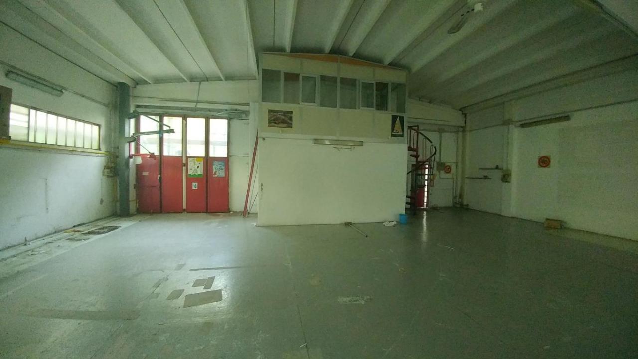 Capannone in , Rapallo, {3} - Foto 2