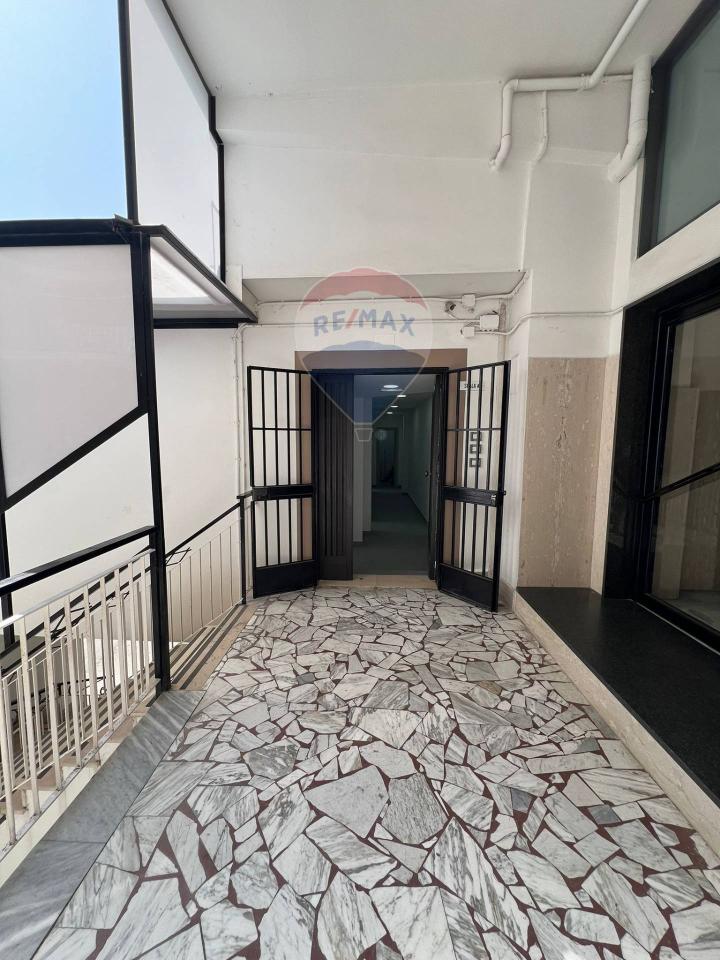 Ufficio in Via Turati 4, Grumo Nevano, {3} - Foto 1