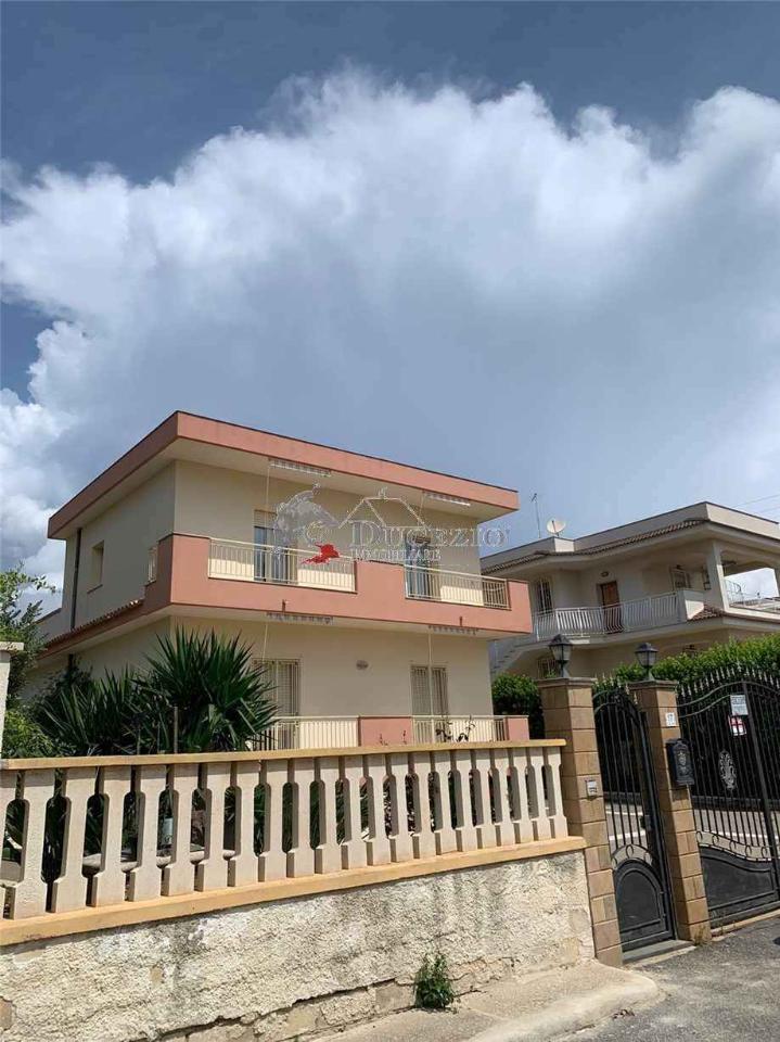 Villa bifamiliare in vendita a Noto