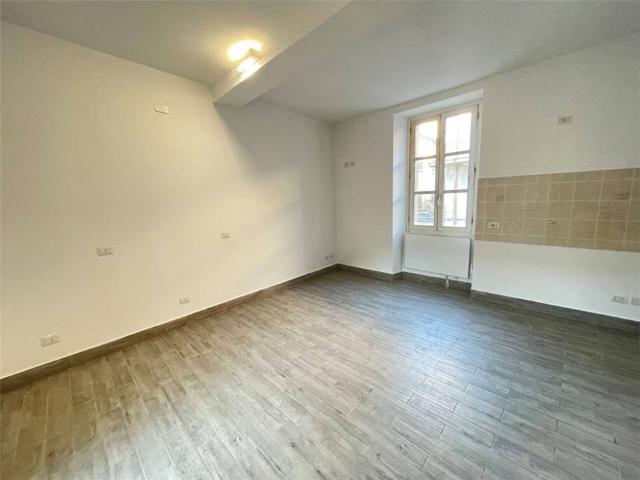 2-room flat in {3}, - Photo 1