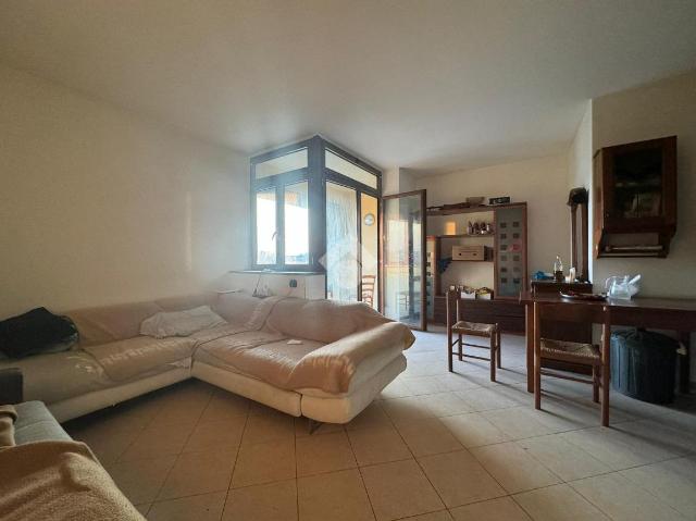 Zweizimmerwohnung in Viale Marche, Mantova - Foto 1