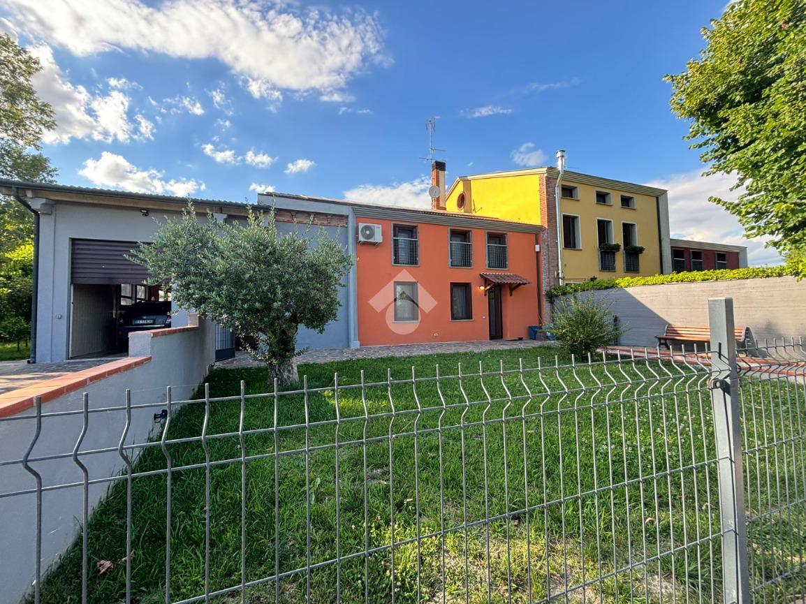 Villa a schiera in vendita a San Giorgio Bigarello