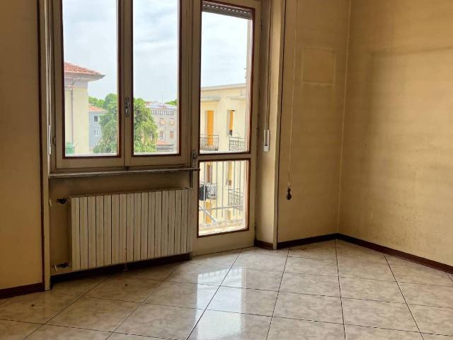 Vierzimmerwohnung in Viale Linneo, Fiorenzuola d'Arda - Foto 1