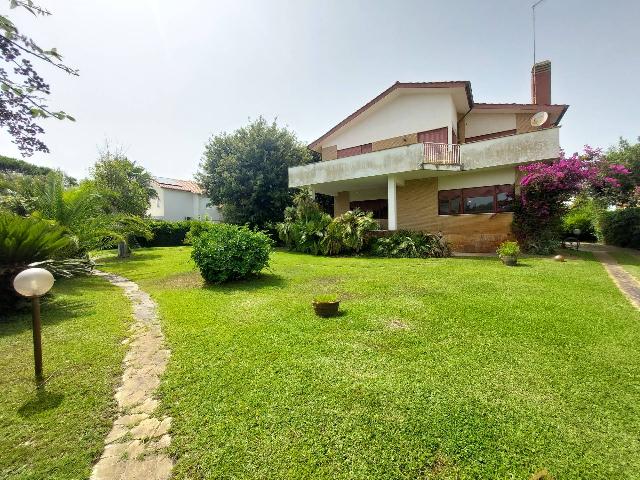 Villa in Via Giulianova 48, Fiumicino - Foto 1