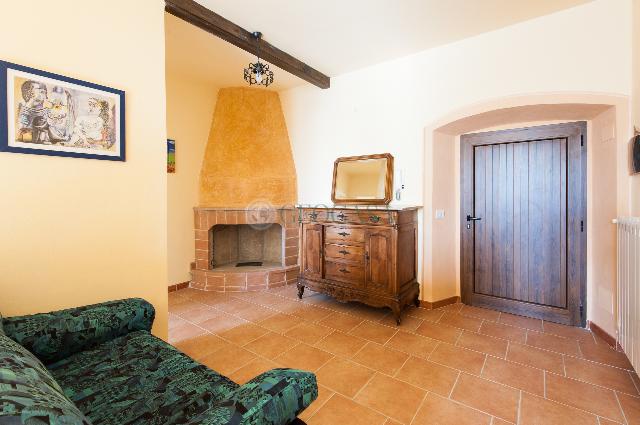 2-room flat, Aulla - Photo 1