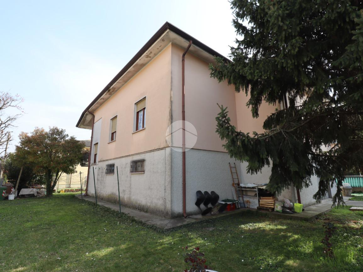 Villa in vendita a San Giorgio Bigarello