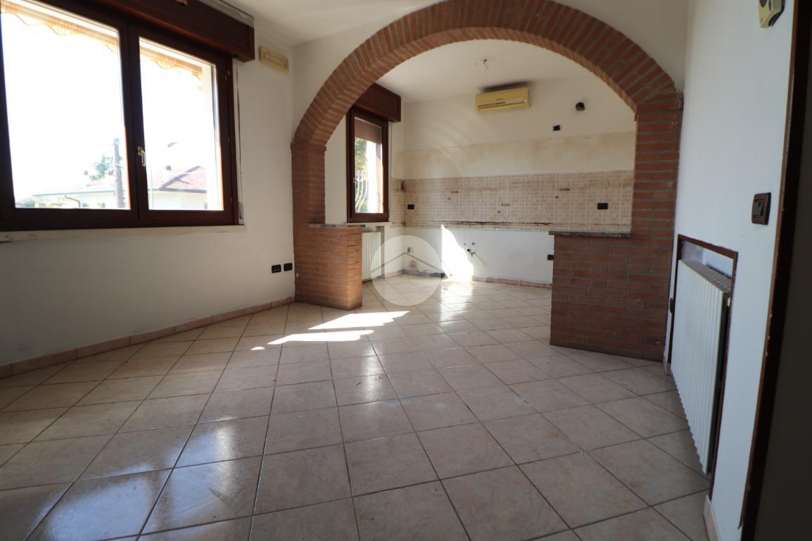 Appartamento in vendita a Castel D'Ario
