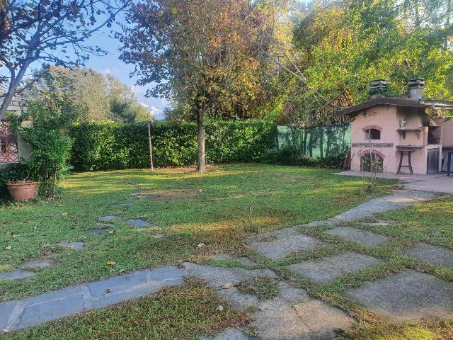 Villa a schiera in Via della Bassa 106, Carrara - Foto 1