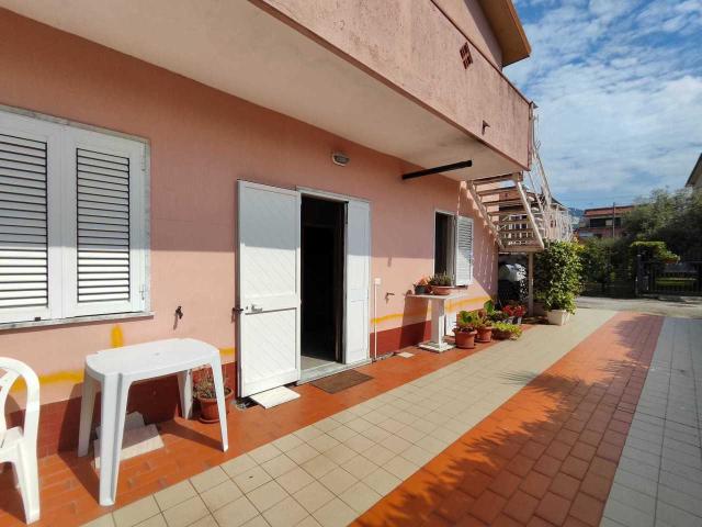 Terraced house in Via Palvotrisia, Castelnuovo Magra - Photo 1