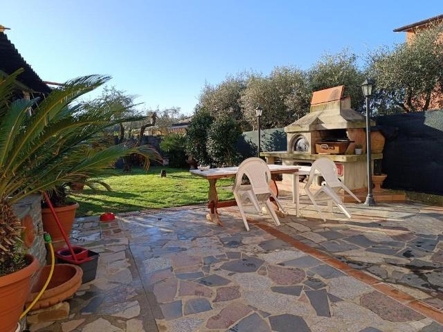 Terraced house in Via Caffaggiola 7, Luni - Photo 1