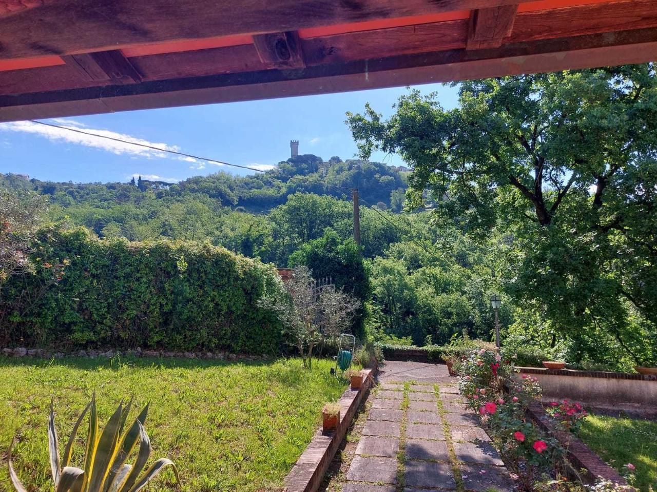 Villa in vendita a Castelnuovo Magra