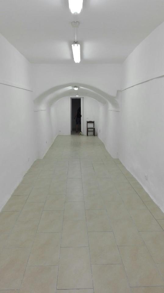 Negozio in Via Arnaldo Terzi 1, Sarzana, {3} - Foto 1