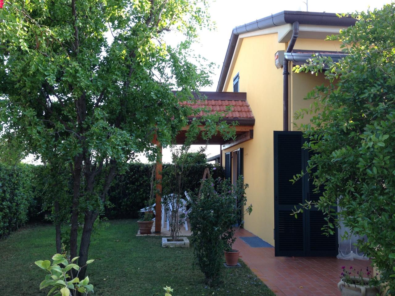Villa a schiera in vendita a Castelnuovo Magra