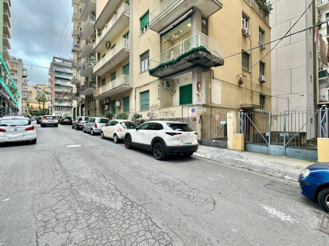 Magazzino in Via Monfalcone, Catania, {3} - Foto 2