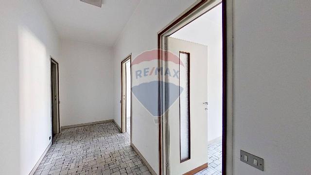 Büro in Corso XXV Aprile 4, Gallarate - Foto 1